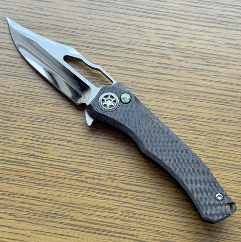 Heretic Knives Custom Wraith V4 Manual, Hand Ground Cracked Ice M390 Bowie Blade, Carbon Fiber Chassis W/ Abalone Button Inlay And Flamed Titanium HW 161415