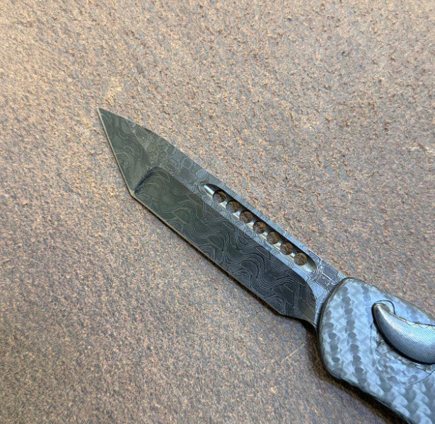 Heretic Knives Custom Hydra V4 OTF Auto T/E Carbon Fiber Handle Vegas Forge Reptilian Blade DLC Hardware