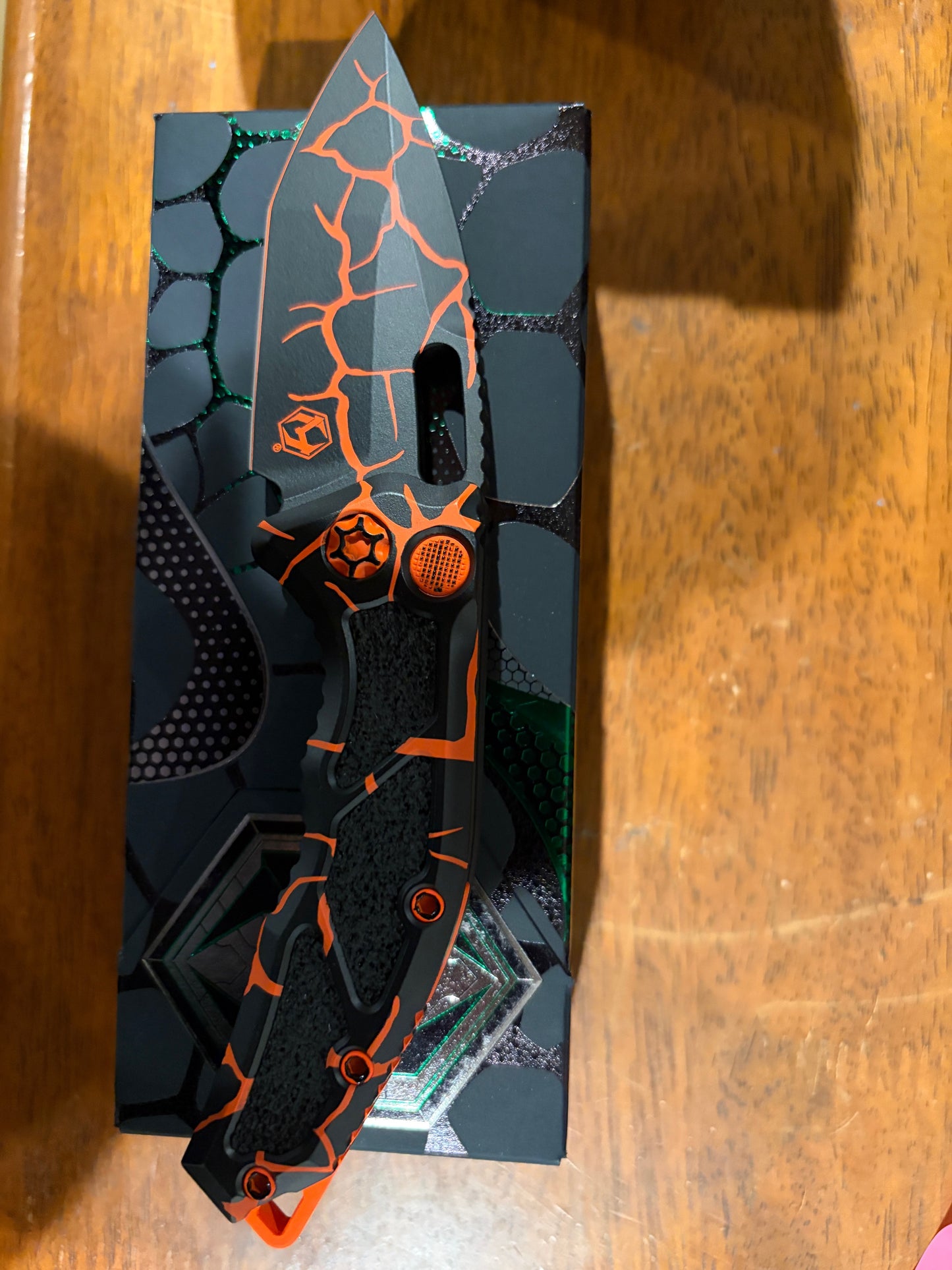 Medusa Auto Tanto UV Orange Magma H011-MAG-OG